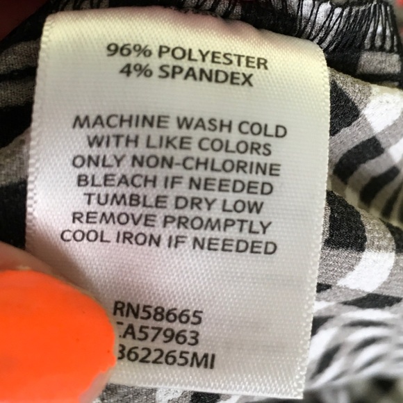 NWT Nordstrom’s BP Checkered One Sho… - Picture 4 of 4